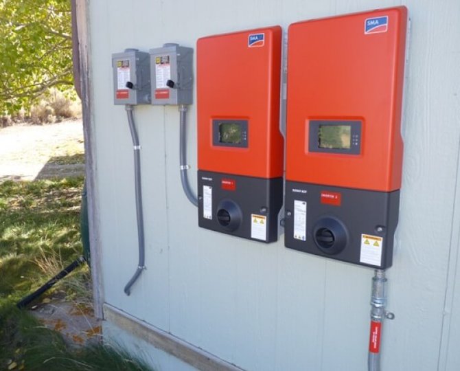 Chip_Rawlins_Gide_Tie_inverters_wyoming_large.jpg